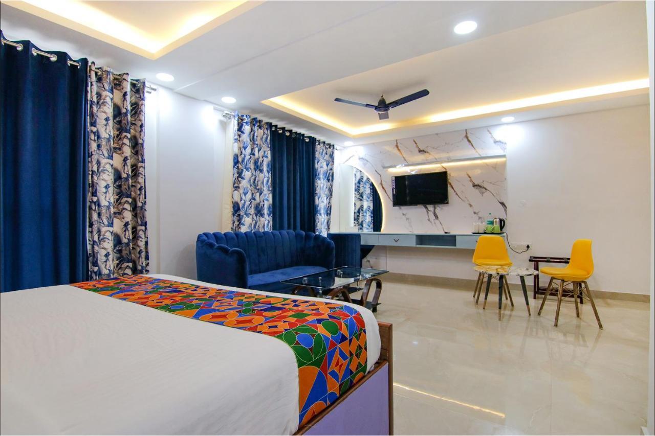 Fabhotel Satyam International Нойда Екстер'єр фото